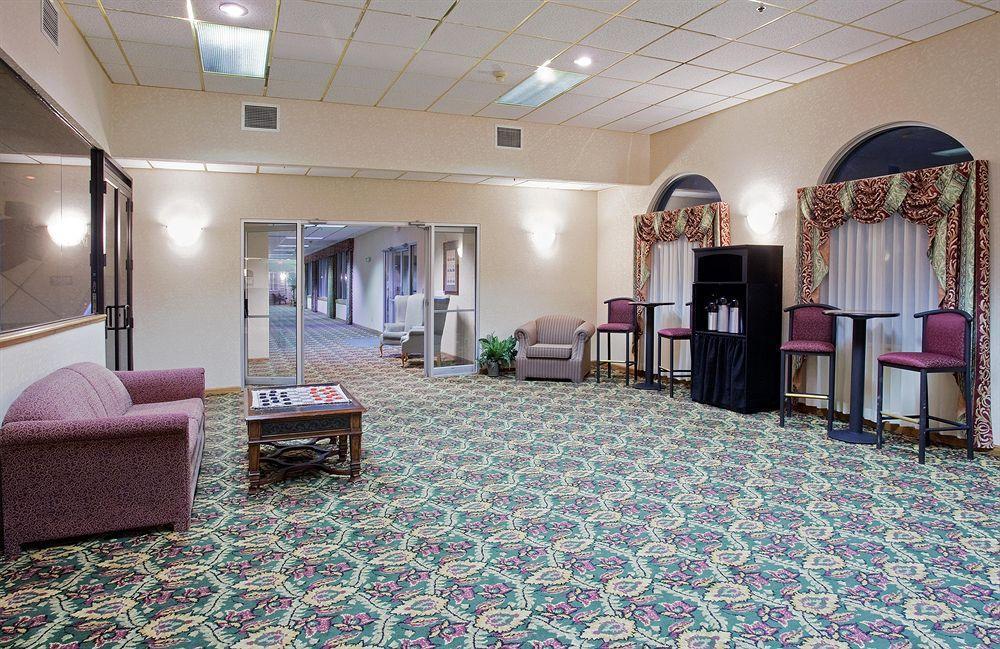 Country Inn & Suites By Radisson, Sidney, Ne Beltér fotó